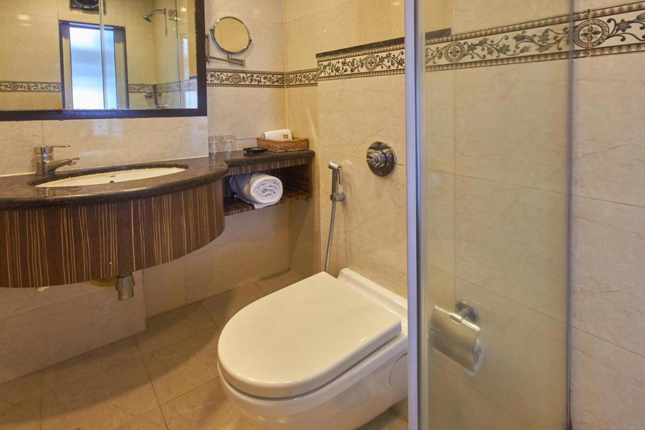 Residency Sarovar Portico Bombaj Zewnętrze zdjęcie