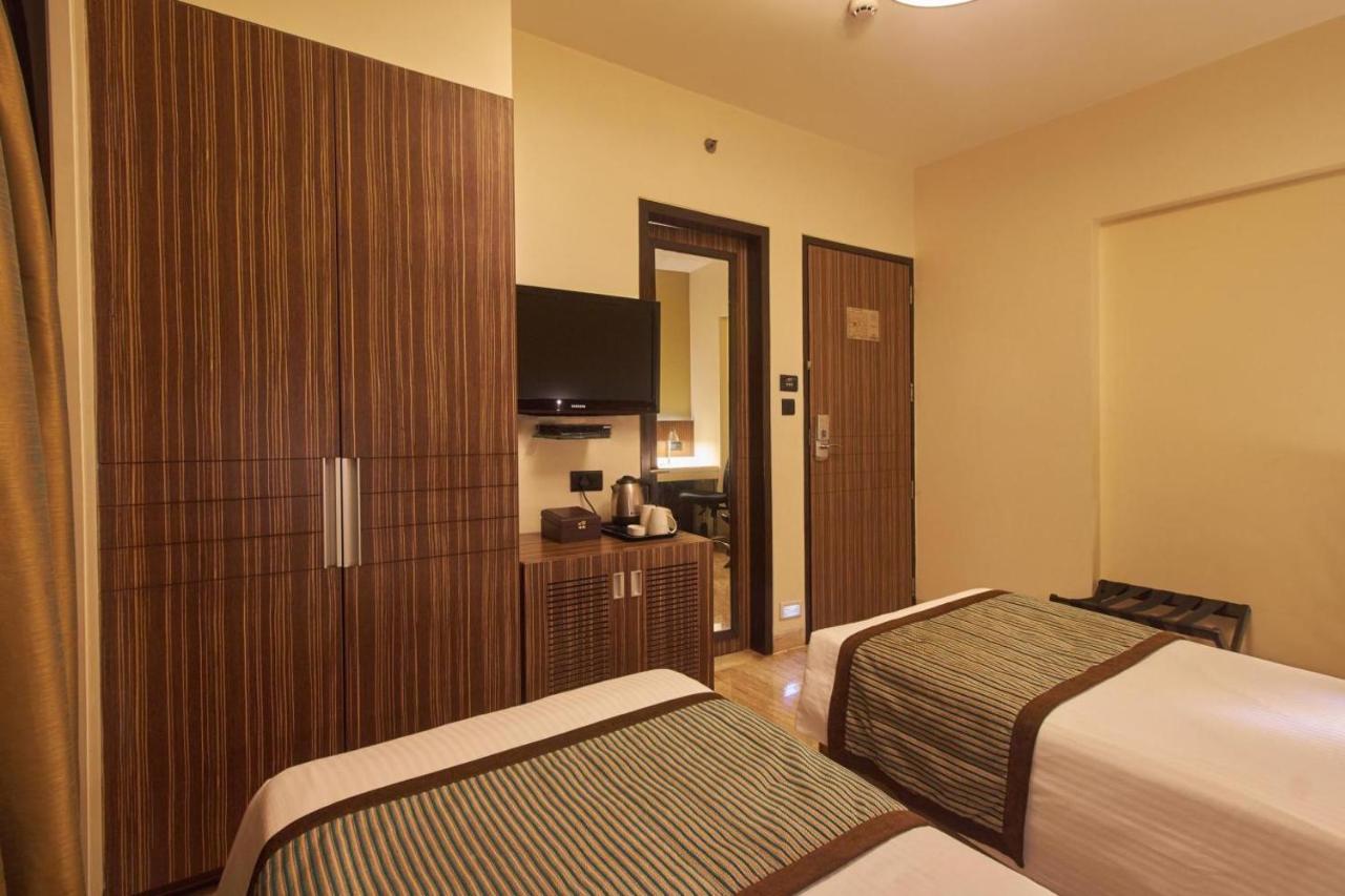 Residency Sarovar Portico Bombaj Zewnętrze zdjęcie