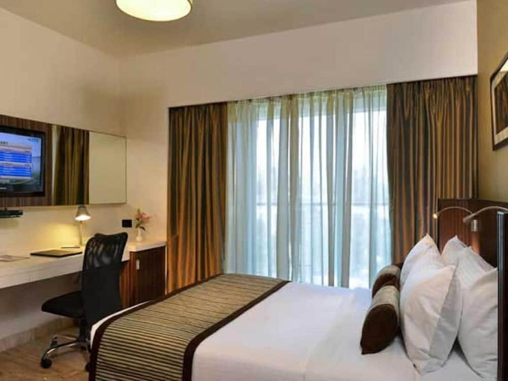 Residency Sarovar Portico Bombaj Zewnętrze zdjęcie