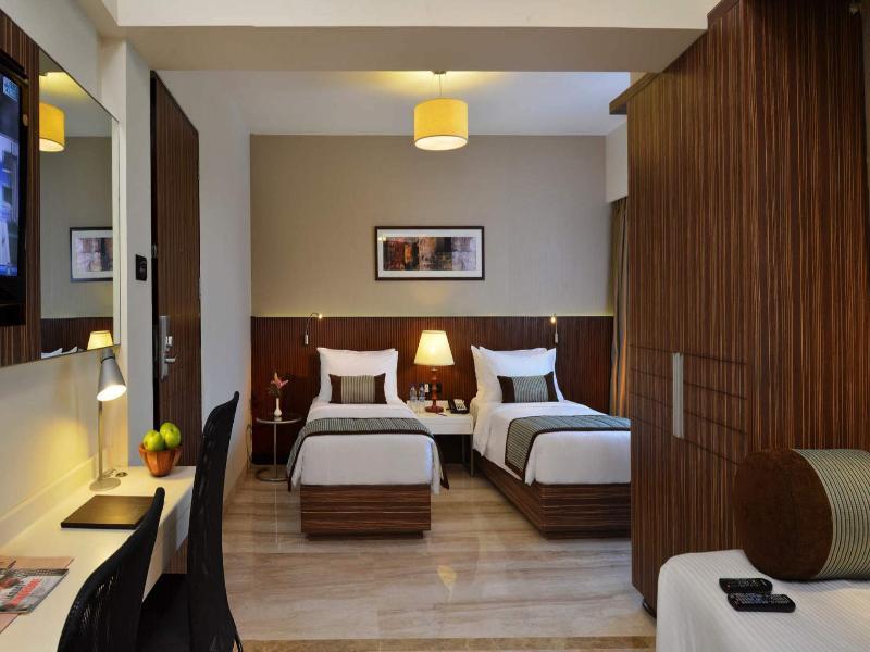 Residency Sarovar Portico Bombaj Zewnętrze zdjęcie