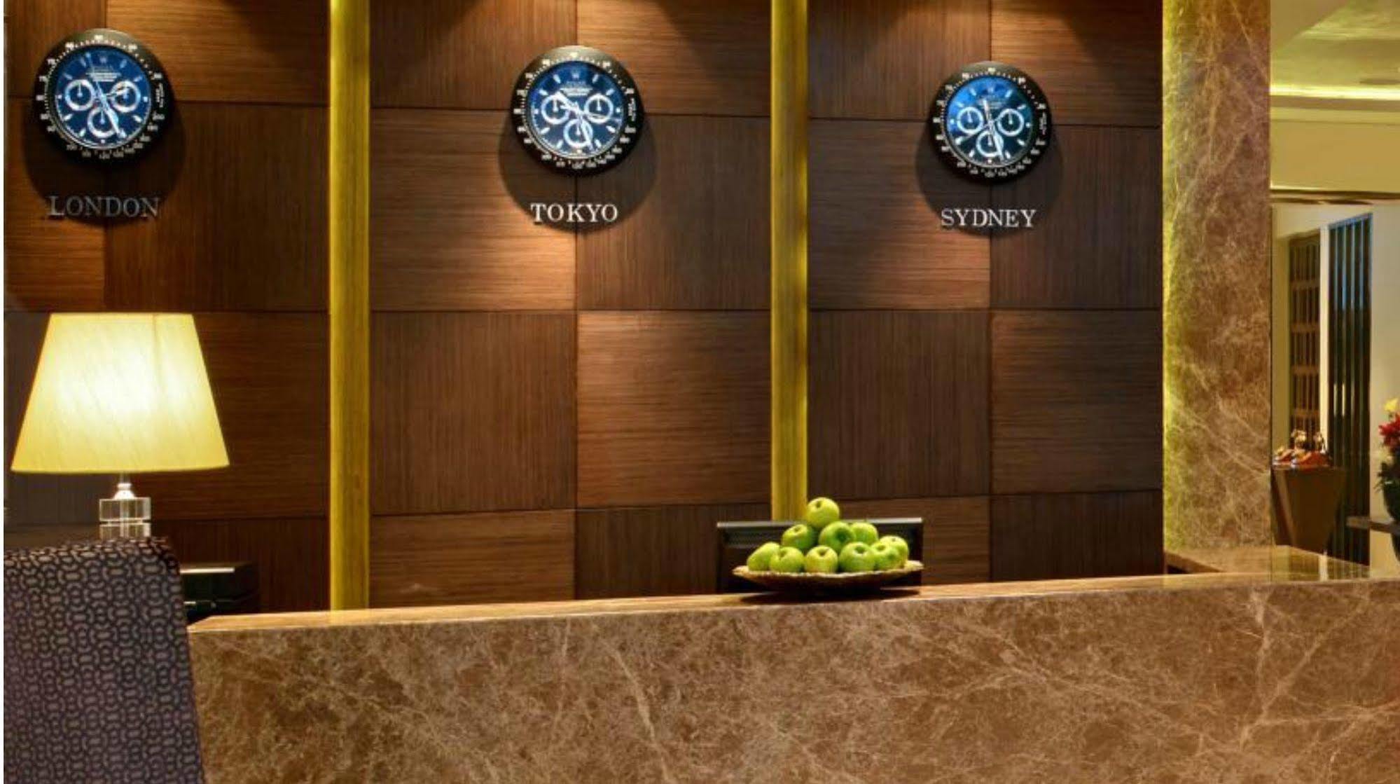 Residency Sarovar Portico Bombaj Zewnętrze zdjęcie